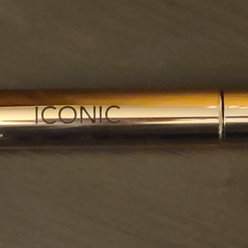 Iconic London Triple Threat Mascara